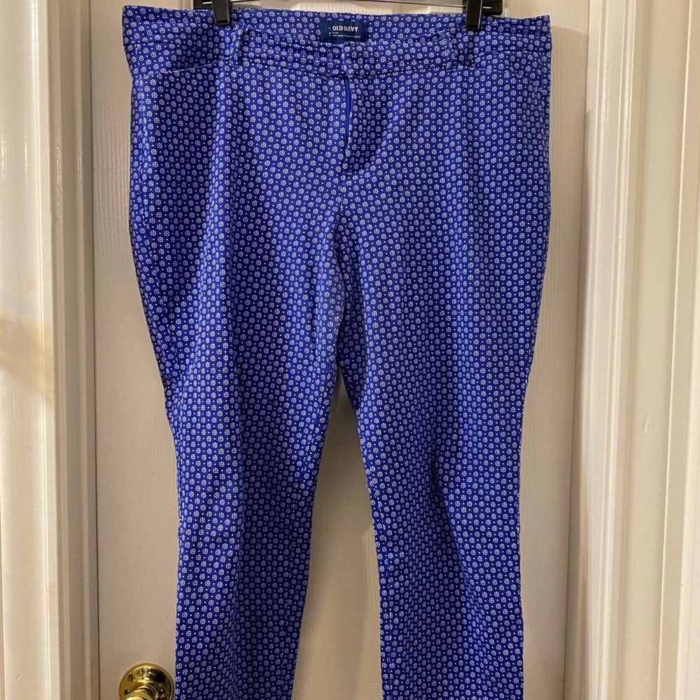 Old Navy Pixie Pant Sz 16